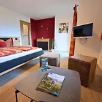 Bauernhof Finkel - Mit Balkon - Bergsicht - Traktor Mitfahren - Tiere Streicheln - Entspannter Familienurlaub - Zentrale Lage Nahe Oberstdorf Apartment