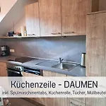 Bauernhof Finkel - Mit Balkon - Bergsicht - Traktor Mitfahren - Tiere Streicheln - Entspannter Familienurlaub - Zentrale Lage Nahe Oberstdorf * Ofterschwang