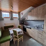 Bauernhof Finkel - Mit Balkon - Bergsicht - Traktor Mitfahren - Tiere Streicheln - Entspannter Familienurlaub - Zentrale Lage Nahe Oberstdorf *