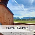 Bauernhof Finkel - Mit Balkon - Bergsicht - Traktor Mitfahren - Tiere Streicheln - Entspannter Familienurlaub - Zentrale Lage Nahe Oberstdorf Apartment *