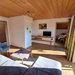 Bauernhof Finkel - Mit Balkon - Bergsicht - Traktor Mitfahren - Tiere Streicheln - Entspannter Familienurlaub - Zentrale Lage Nahe Oberstdorf Appartement