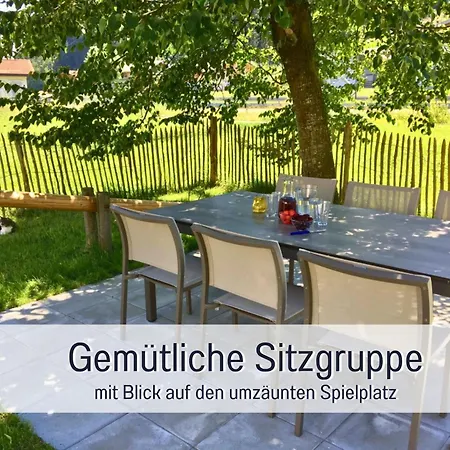 Bauernhof Finkel - Mit Balkon - Bergsicht - Traktor Mitfahren - Tiere Streicheln - Entspannter Familienurlaub - Zentrale Lage Nahe Oberstdorf Ofterschwang
