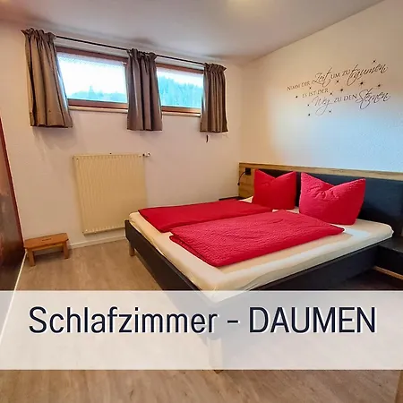 Apartmán Bauernhof Finkel - Mit Balkon - Bergsicht - Traktor Mitfahren - Tiere Streicheln - Entspannter Familienurlaub - Zentrale Lage Nahe Oberstdorf *