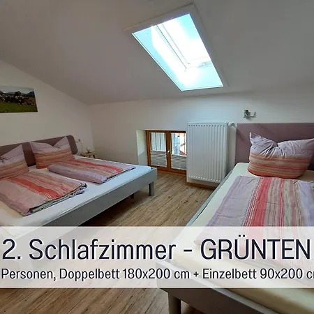 Bauernhof Finkel - Mit Balkon - Bergsicht - Traktor Mitfahren - Tiere Streicheln - Entspannter Familienurlaub - Zentrale Lage Nahe Oberstdorf Lejlighed Ofterschwang