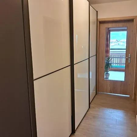 Lejlighed Bauernhof Finkel - Mit Balkon - Bergsicht - Traktor Mitfahren - Tiere Streicheln - Entspannter Familienurlaub - Zentrale Lage Nahe Oberstdorf