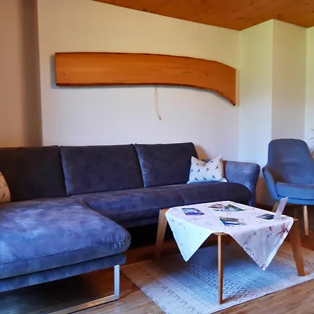 Bauernhof Finkel - Mit Balkon - Bergsicht - Traktor Mitfahren - Tiere Streicheln - Entspannter Familienurlaub - Zentrale Lage Nahe Oberstdorf