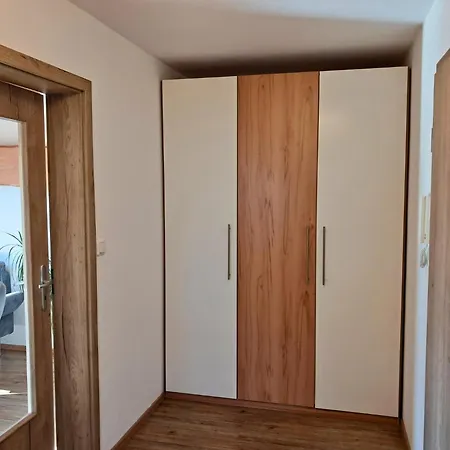 Bauernhof Finkel - Mit Balkon - Bergsicht - Traktor Mitfahren - Tiere Streicheln - Entspannter Familienurlaub - Zentrale Lage Nahe Oberstdorf Lejlighed