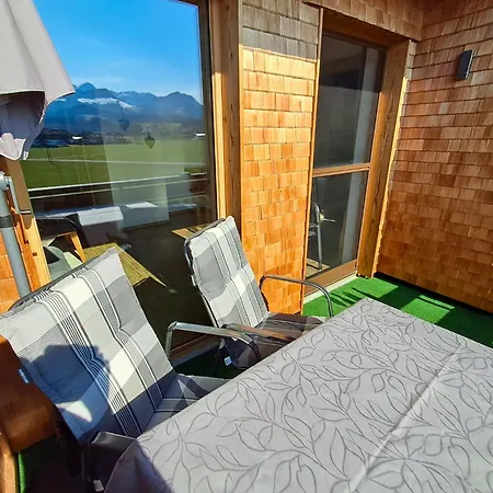 Bauernhof Finkel - Mit Balkon - Bergsicht - Traktor Mitfahren - Tiere Streicheln - Entspannter Familienurlaub - Zentrale Lage Nahe Oberstdorf *
