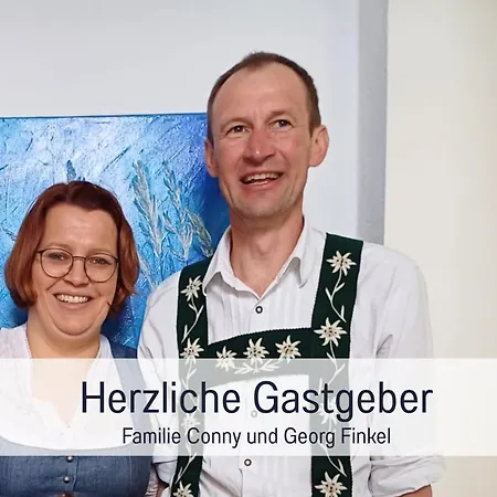 Bauernhof Finkel - Mit Balkon - Bergsicht - Traktor Mitfahren - Tiere Streicheln - Entspannter Familienurlaub - Zentrale Lage Nahe Oberstdorf *